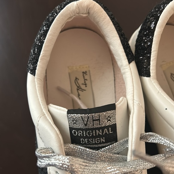 New Vintage Havana Glitter Star Sneakers - Picture 2 of 5